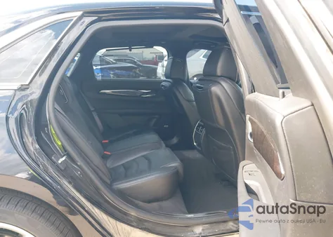 2017 Cadillac Ct6 Platinum z USA, uszkodzony, nr VIN 1G6KN5R66HU207501